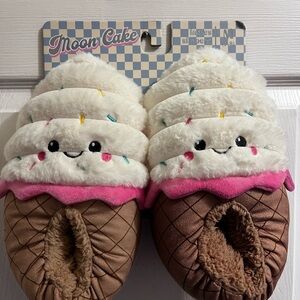 Moon Cake Ice Cream Cone Slippers